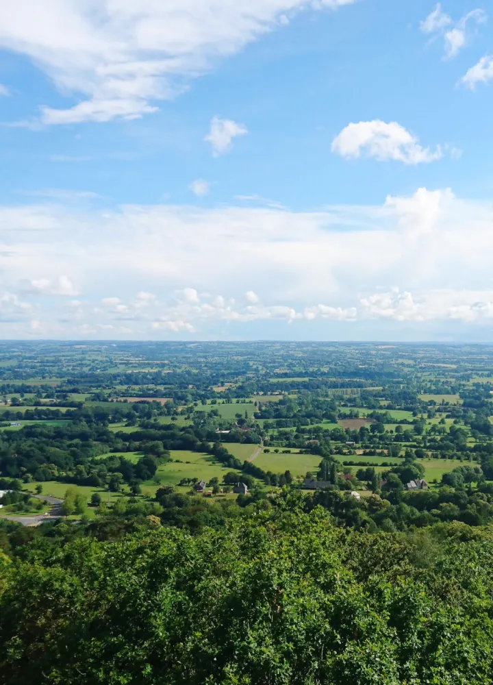 Vue du promontoire de Domfront