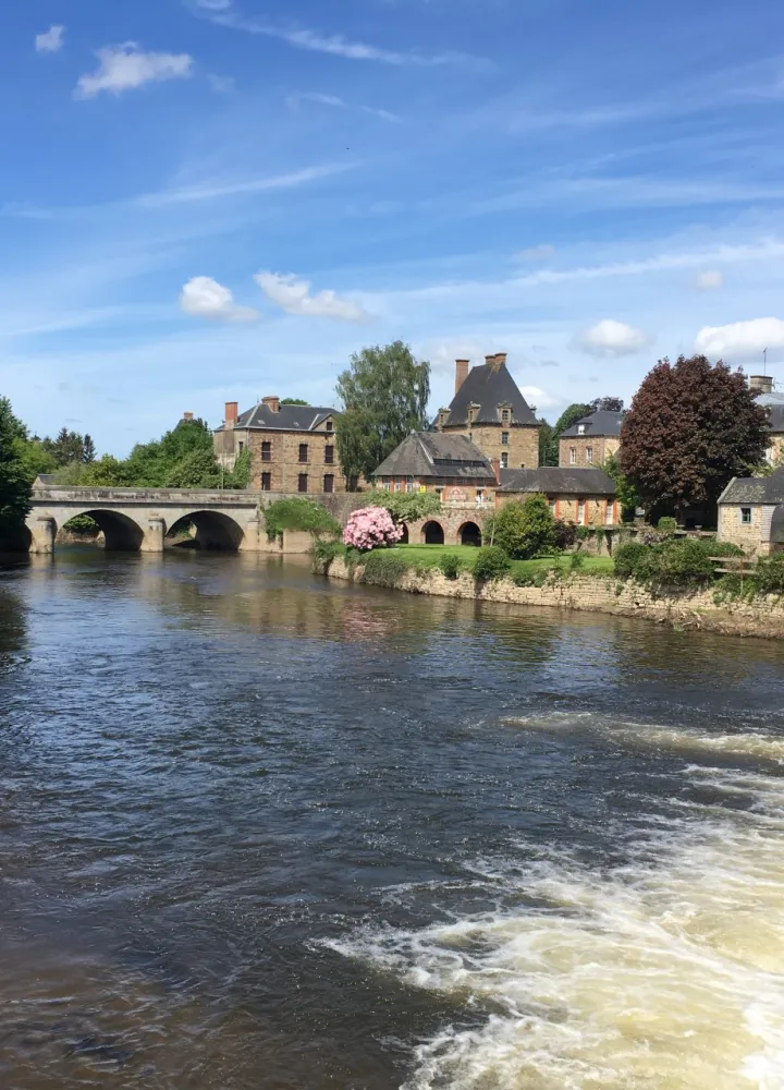 Arrivée à Ducey sur la Véloscénie