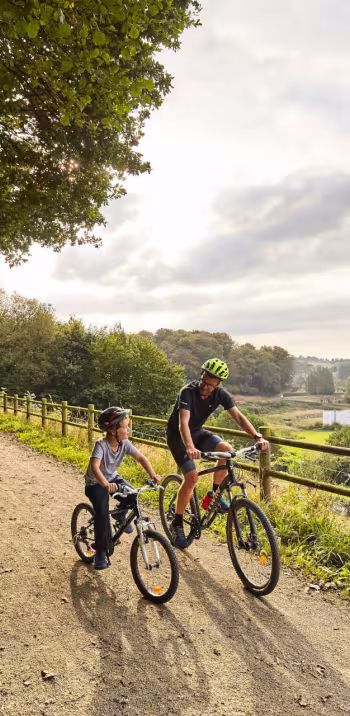 Voie_verte_Mortain_c-OTMSMN_Lamoureux_Cap-sur-le-Mont-Saint-Michel-en-famille_Veloscenie_41-miniature.JPG