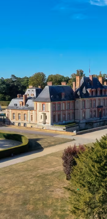 chateau-de-breteuil-la-veloscenie-olivier-sabatier.jpg