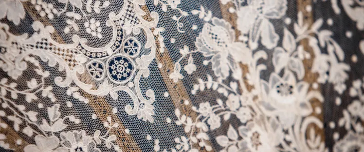 Découvrez la Dentelle d'Alençon, patrimoine immatériel classé à l'UNESCO