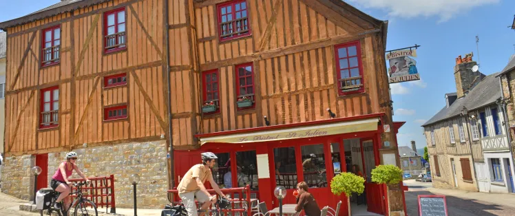 La petite cité médiévale de Domfront