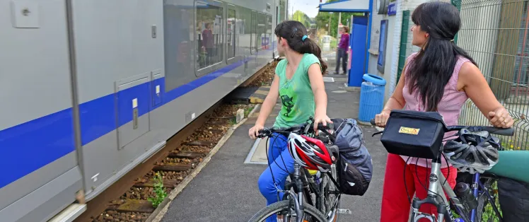 st_piat_gare_jda1630.jpg