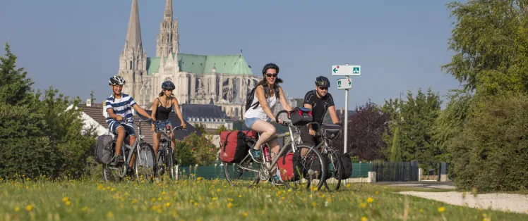 Piste cyclable à Chartres sur La Véloscénie