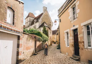 Dans les ruelles pavées de Mortagne-au-Perche