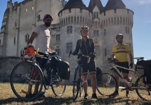 Chateau de Nogent-le-Rotrou des comtes du Perche - Temoignage Guillaume voyage a velo retro vintage le long de La Veloscenie