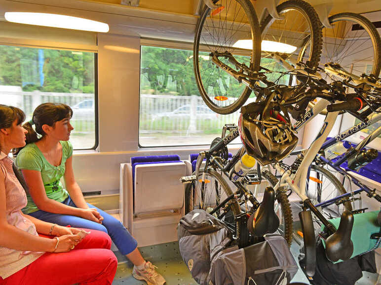 Prendre le ter avec un sale vélo